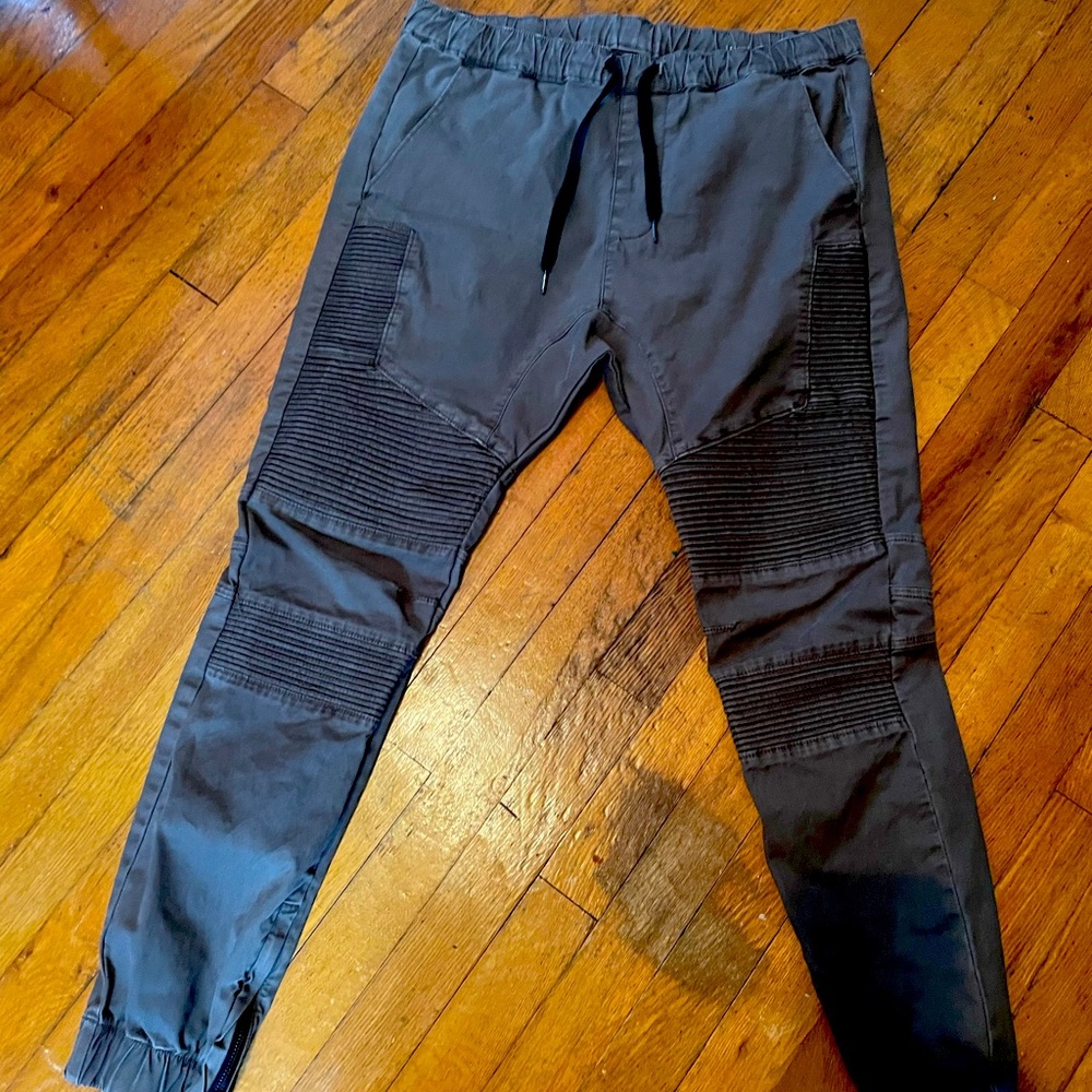 PacSun cargo stretch joggers. Size Medium Skinny. Olive Green.